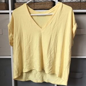 NWOT Wilfred Free Aritzia Brosh tshirt small